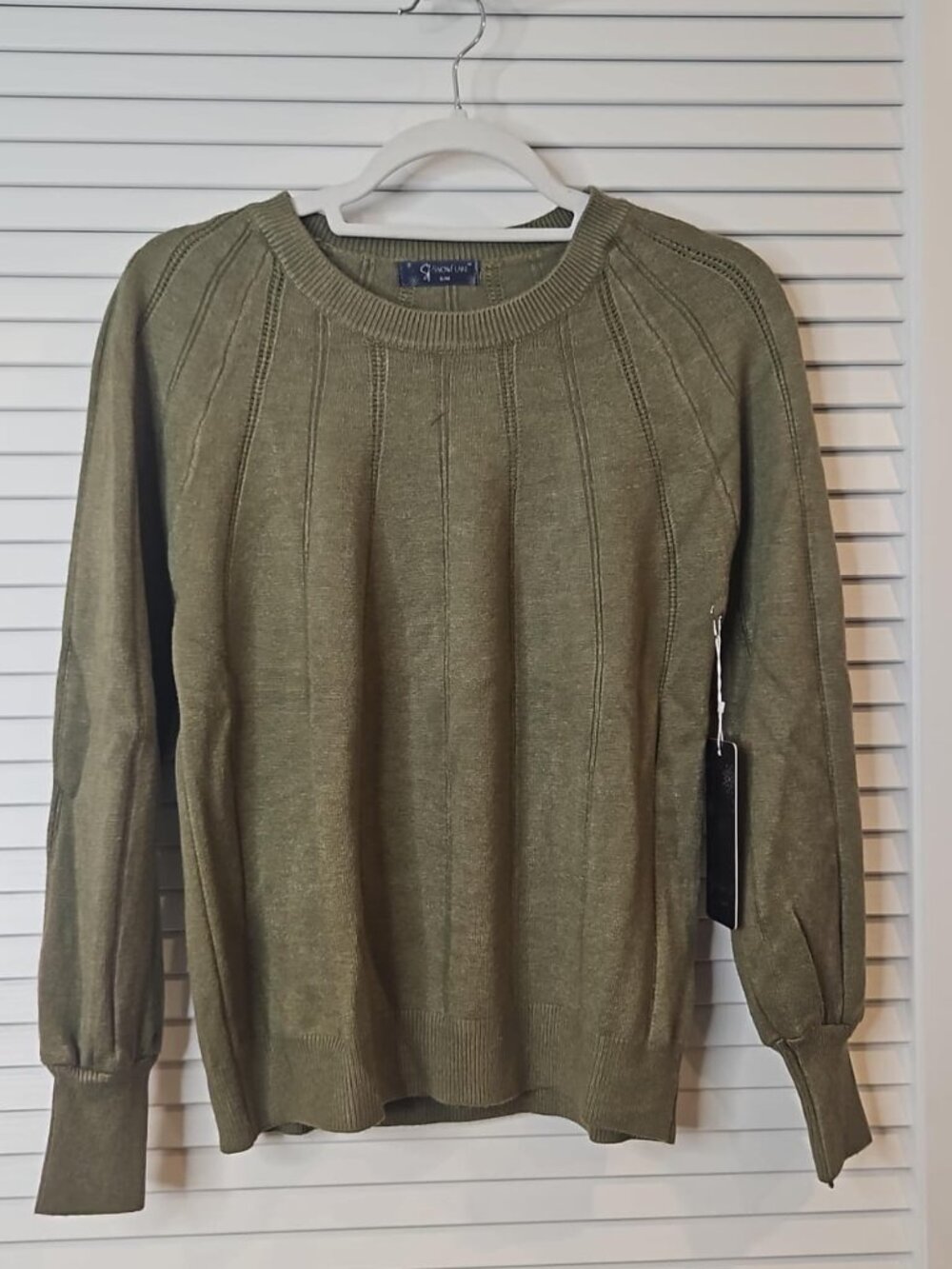 Snowflake Army Green Knit Sweater – New With Tags